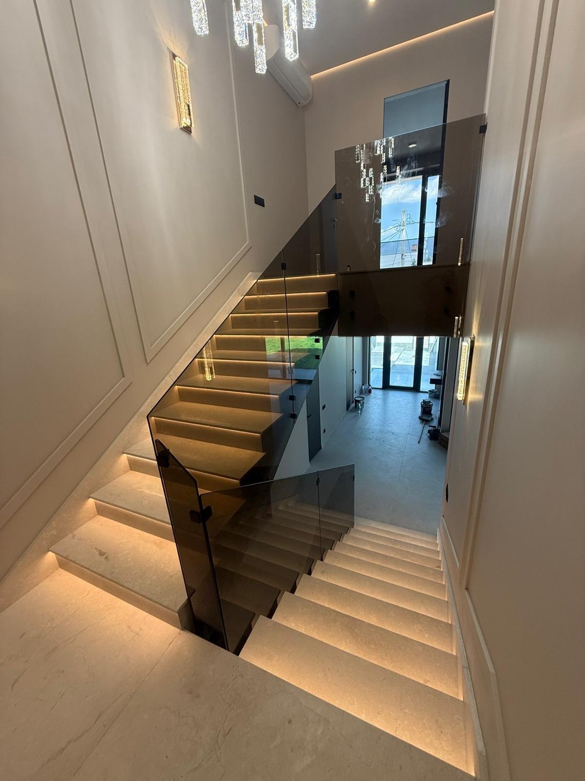 Balustrade din sticlă — imagine 4