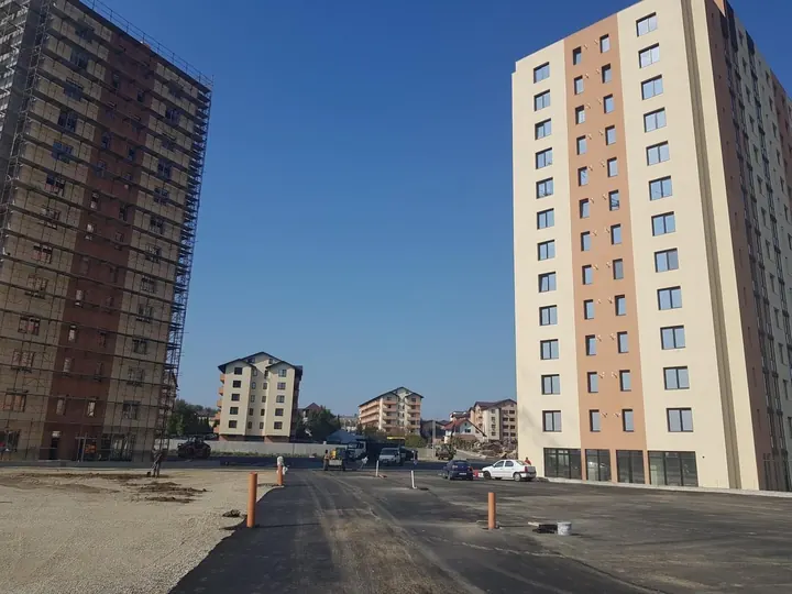 Lucrări de asfaltare — Vișoianu — imaginea 3