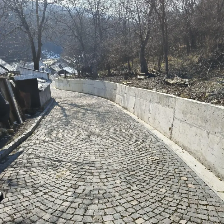 Modernizare străzi — Satul monahal Agapia — imaginea 9